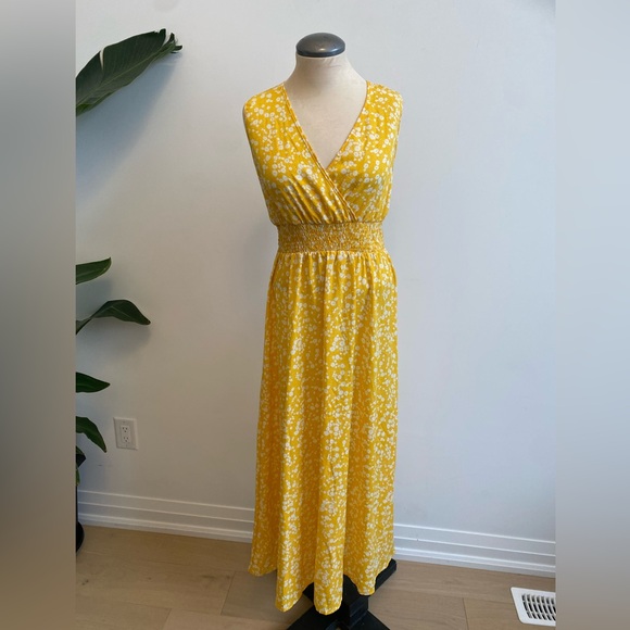 Dresses & Skirts - Yellow Floral Smocked-Waist Maxi Dress